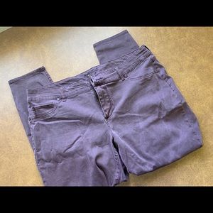 Maurices jeggings  size 20w short